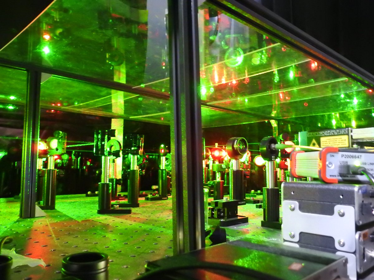 NprlLab_iitgn's tweet photo. World of LASERS..!!
#microscopy #singleparticle #spectroscopy #nanoplasmonics #plasmonics #photocatalysis #IITGN https://t.co/i5zsEnijpf