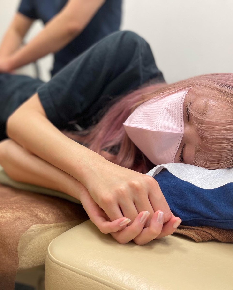 studiocubell's tweet photo. 本日はインストラクターRAVI先生のメンテナンスday…..🐰💤

#ともす鍼灸整骨院 https://t.co/sm6wmLJ2Mw