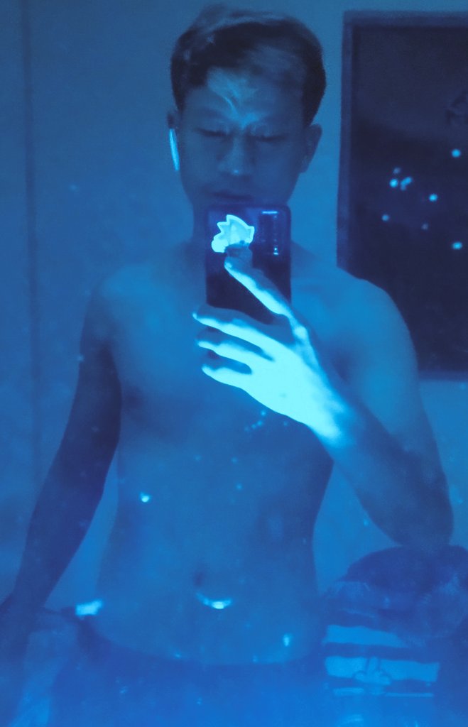 mangpifrancis's tweet photo. #4Color
#Slimbody https://t.co/vpHUVKB3n1