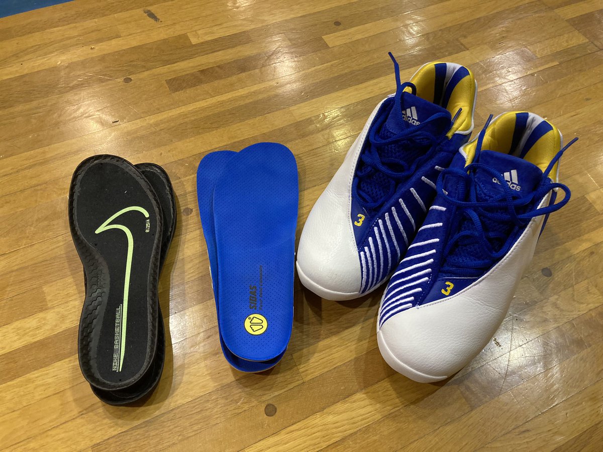BB5Shin's tweet photo. 本日の🏀は、2回目の着用となる「TMAC3」で😁
今回から"インソール交換"も試してみるので、初回は何となく"違和感"もあった履き心地に、何か"変化"が現れることを期待しています😎
#adidas
#TMAC3Restomod
#SIDAS
#アクション3D
#NikeAirZoomBBNXT
#リアクトインソール https://t.co/qW0ti94N4I