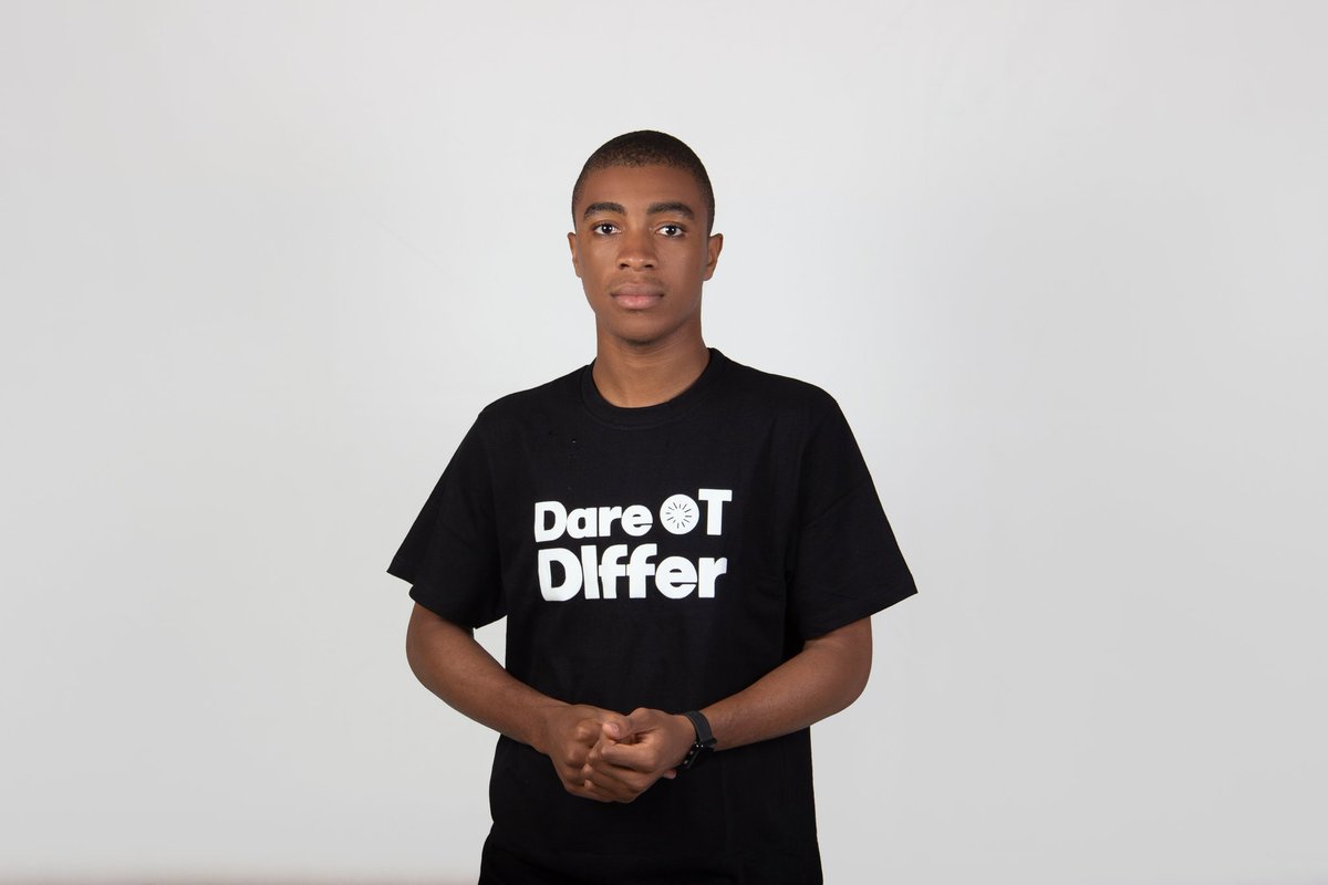 Flint__ng's tweet photo. DARE TO DIFFER SHIRT (Black)
₦6,000
"The different"
#flintit #thedifferent #SS22 https://t.co/70KLZ1ZhuQ