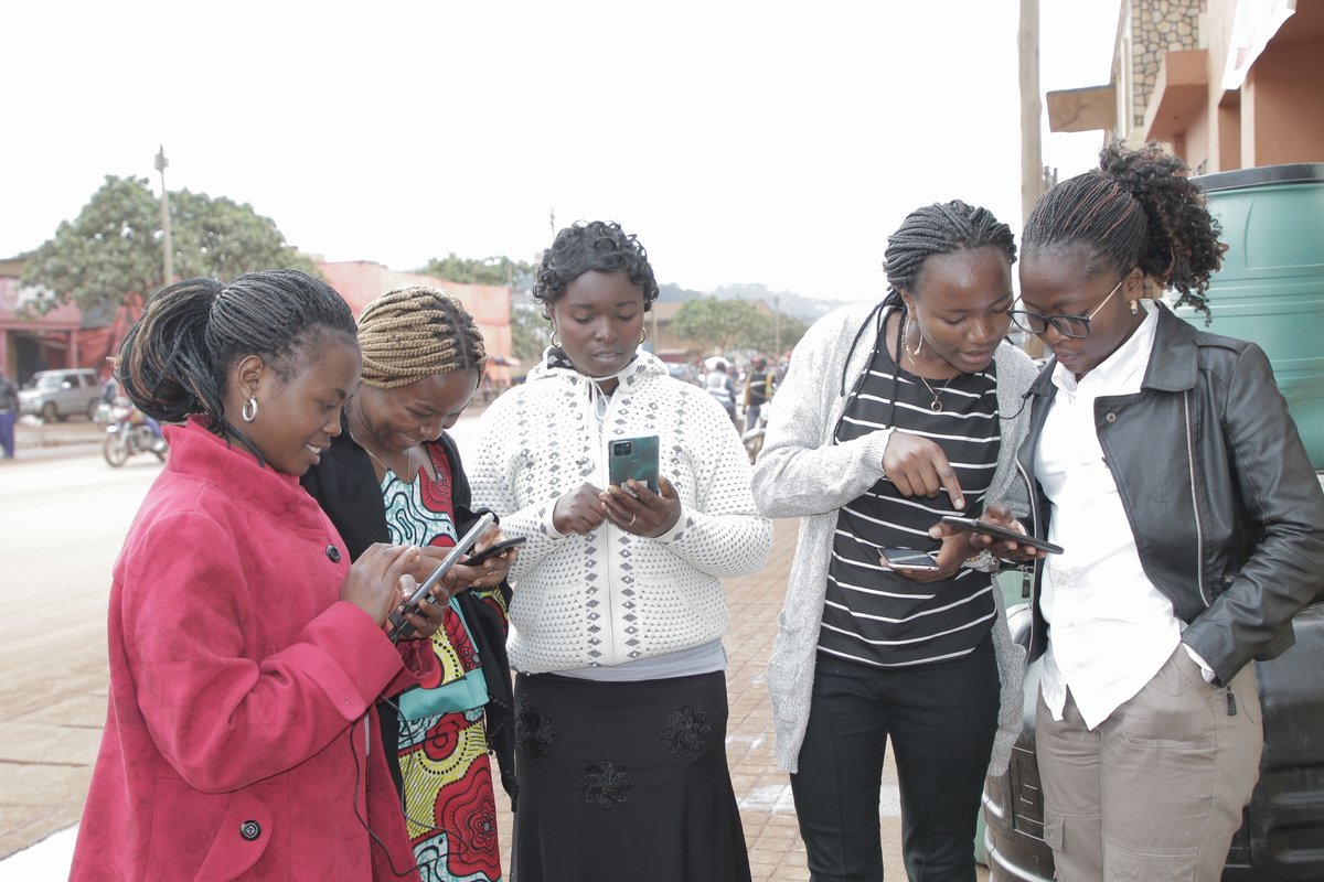 A Butembo, une nouvelle génération de contributrices est en route ! #OsmAnd #OpenStreetMap #HOTunSummit2022