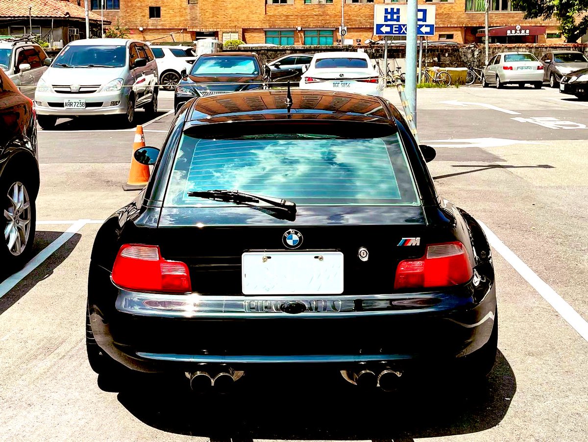 ffrederick7's tweet photo. Sunbathe.
享受陽光。
#bmwm
#mpower
#ultimateklasse
#modernclassic
#KlasicFtm3nt
#noequal
#motorsport
#e368
#coupecartel
#ffrederick5
#BleedFuel
#RidesInBlack
#neversell
#DarkRocket https://t.co/BkeAMho1qY