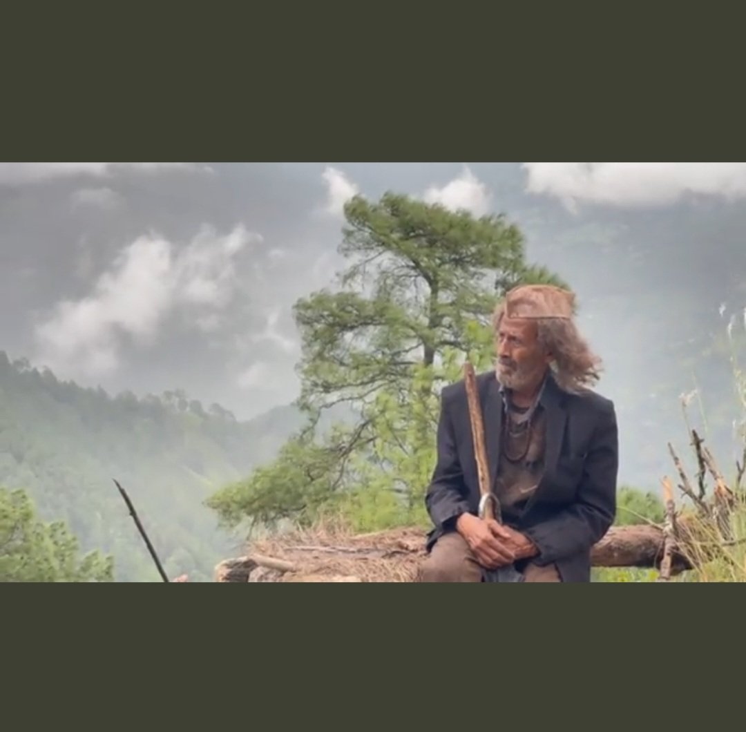 poetry_8k's tweet photo. भुला दिया है सब अपनों ने इस तरह से.
जैसे के हम इस जहाँ मे रहते ही नहीं..!! https://t.co/b6omOBV6zS