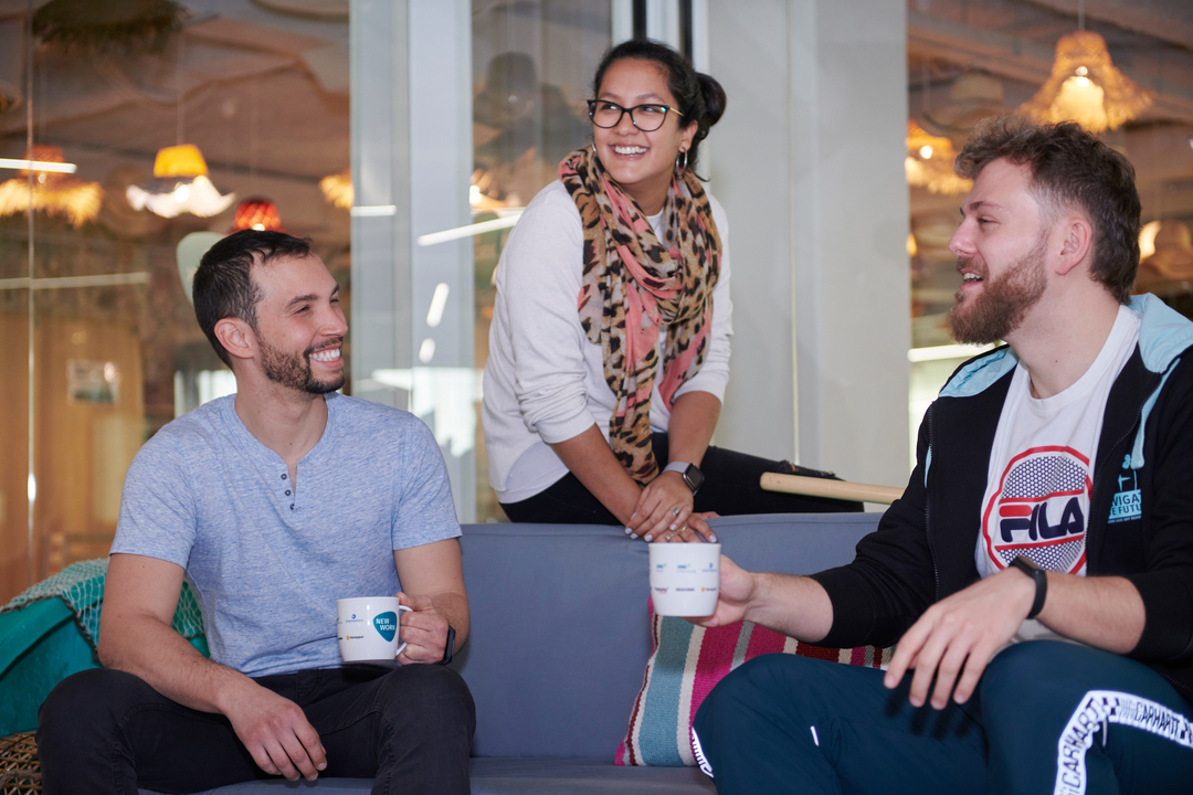 NewWork_es's tweet image. Would you like to see some of our favorite places in the Valencia office? 🥁

We present you our Valencia’s workspace, a place that will allow you to meet some of the coolest people while learning everyday!

#forabetterworkinglife #newwork_vlc #office