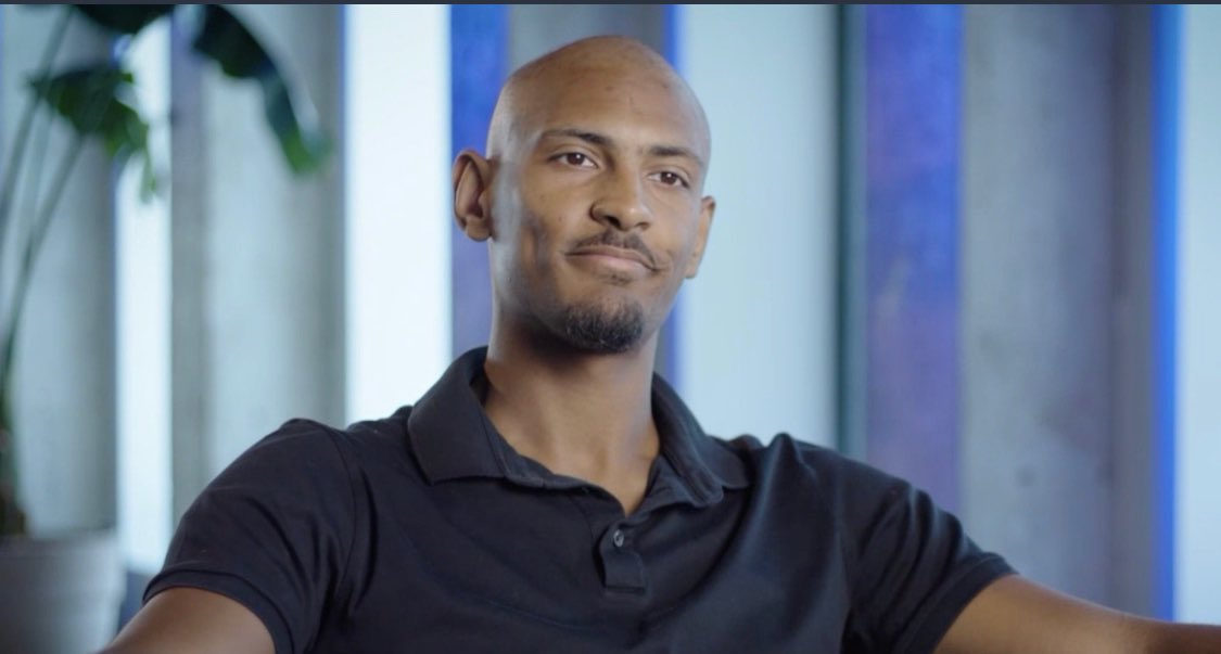 ActuFoot_'s tweet photo. Haller sur la découverte de son cancer : « Ma femme était sous le choc, mais elle pouvait y faire face. Mais... ma mère... ce n'était pas la même chose, parce que les mères sont des mères. J'ai appelé mes frères et sœurs pour m'assurer qu'ils seraient là pour elle. »

(ESPN) https://t.co/LtPCUybD2T