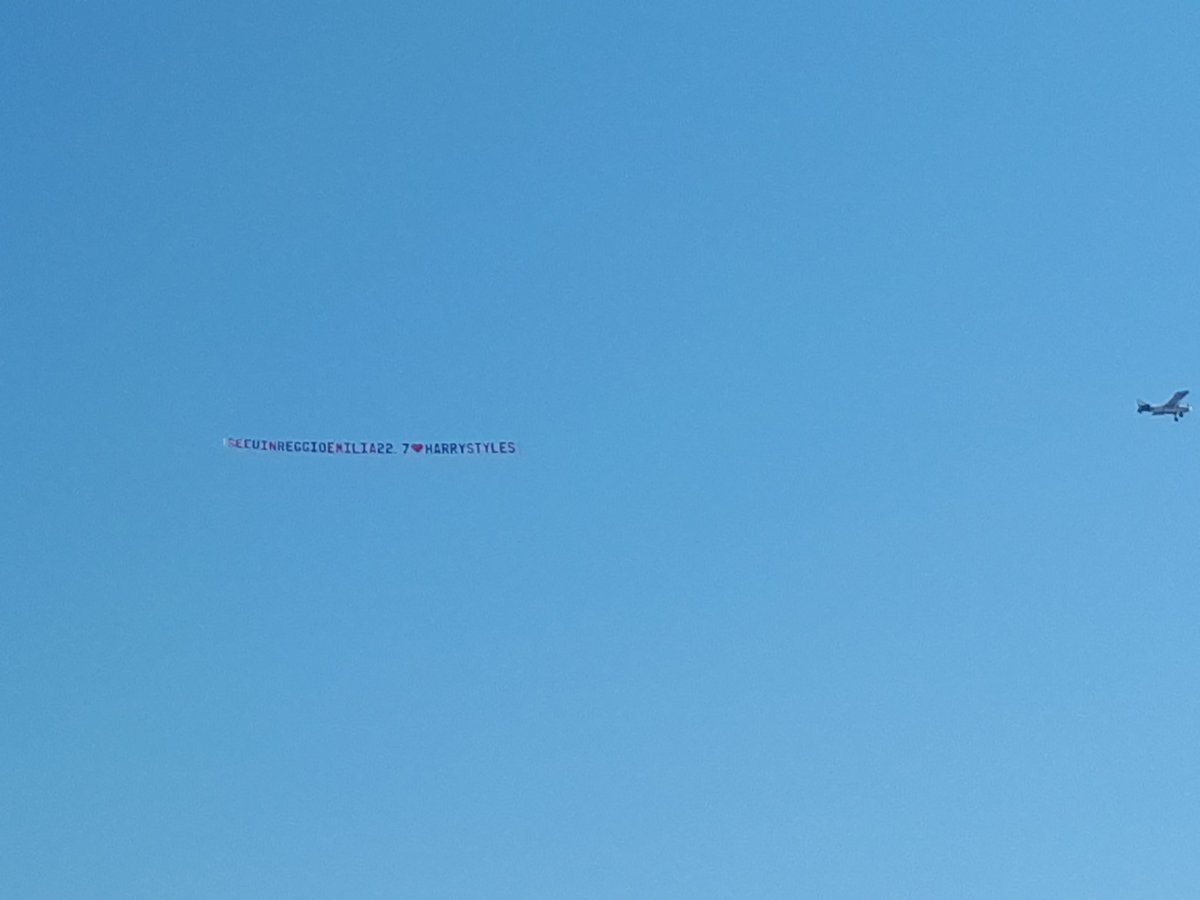 tivedodafuori's tweet image. @HSHQ @LiveNationIT #HSLoveOnRiviera ♡