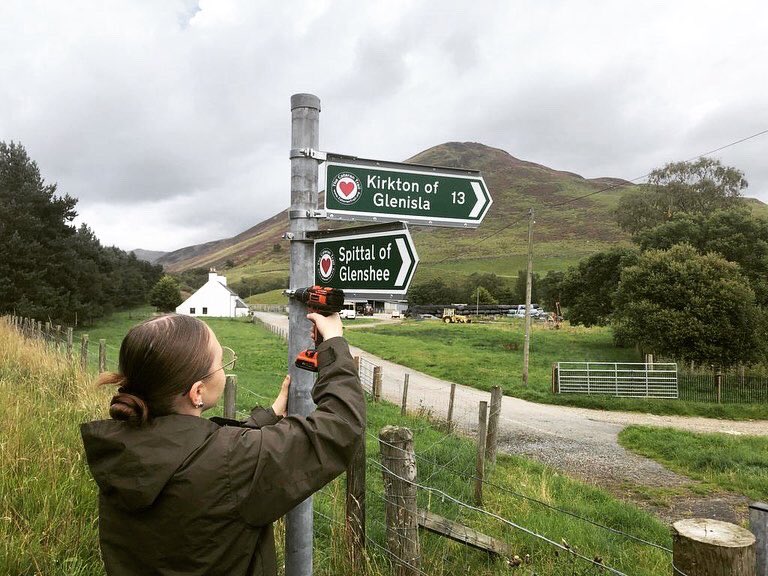 PKCTrust's tweet photo. What do you think?? We’ve installed lovely new #signage along the Cateran Trail to make navigating easier for everyone 🏞

#caterantrail #perthshire #kirkmichael #glenshee #highlandperthshire #waymarker #access #countryside #outdoors #eastperthshire #strathardle #ballintuim https://t.co/64P8Jubz31