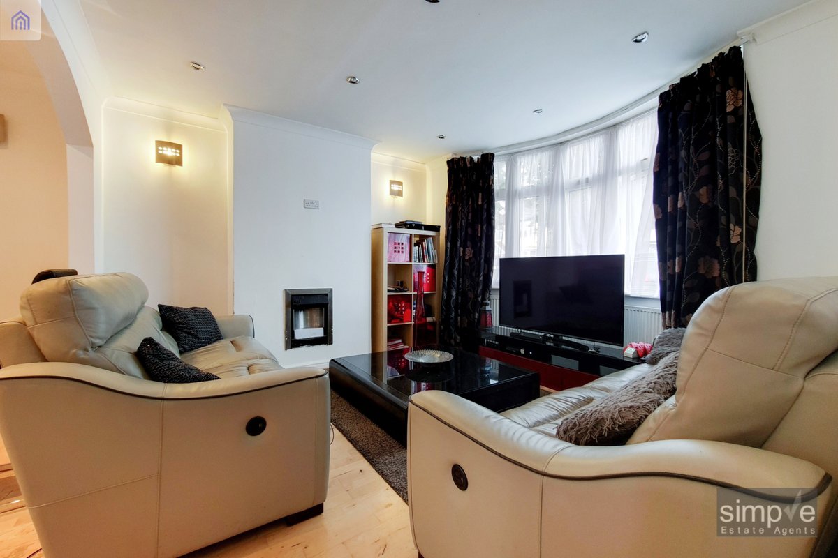 Simple Estate Agents tweet media