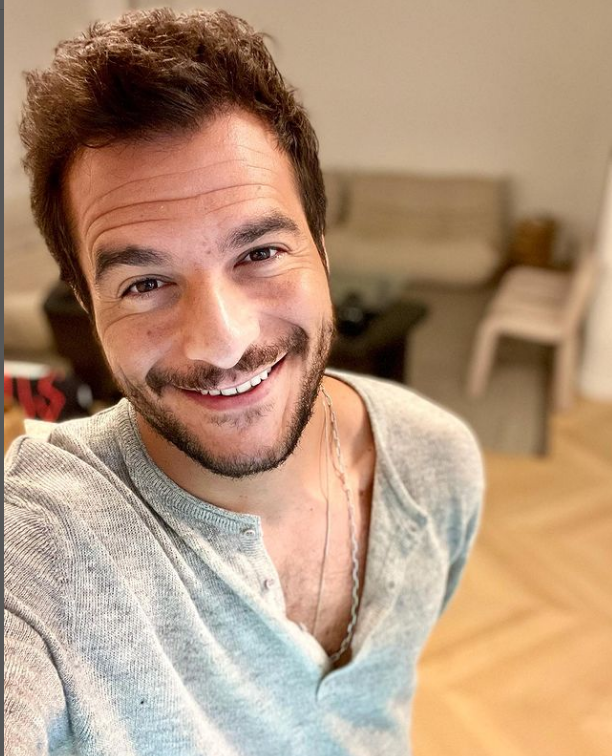 garniercorinne's tweet photo. @Amir_Off
Singles: Voyage au Pays des Millions de Vues YouTube
#JaiCherché: 106,1
#Longtemps: 103,2
#OnDirait: 70,7
#EdAmour: 45,9
#Lrdmp: 31
#LaFête: 23,4
#Carrousel: 16,6
#Rétine: 15,9
#5MavecToi: 13
1+1: 10,8
#Ovb: 5,9
#Acdm: 4,9
#NoVacancy: 4
#Oasis: 3,4
#CeSoir: 1,8
Bravo https://t.co/YWzIyuWU26