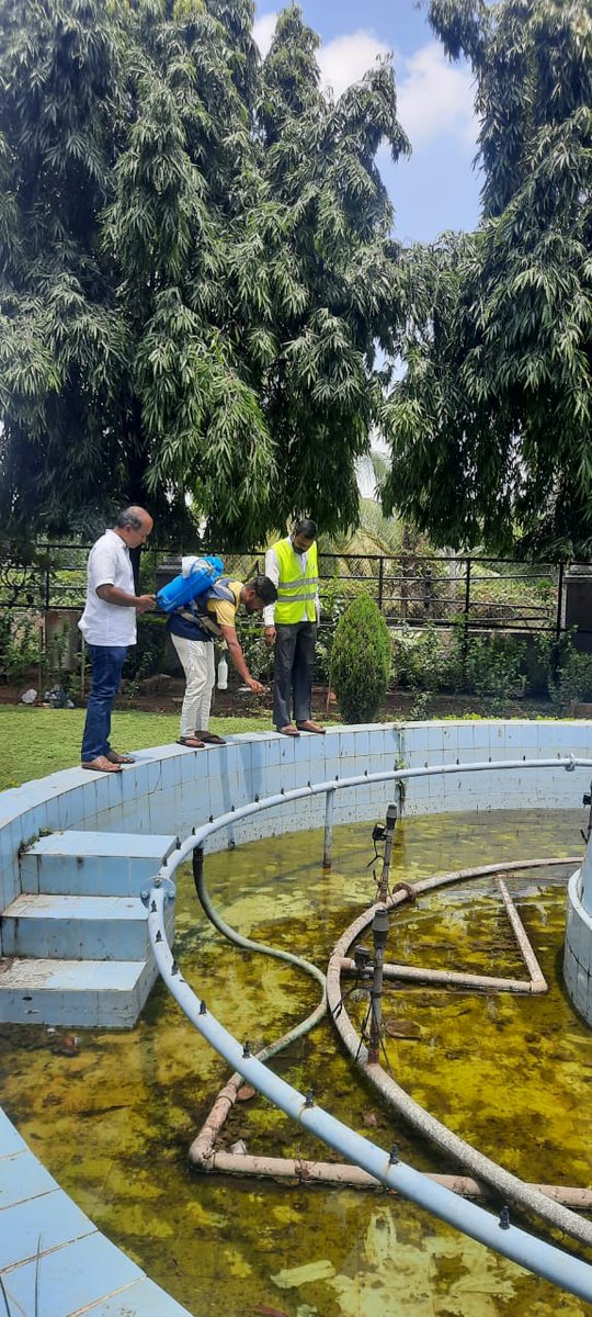 SCharminarzone's tweet photo. SPRAY MLO Oil in High Court fountain https://t.co/GO3QhsGLTl