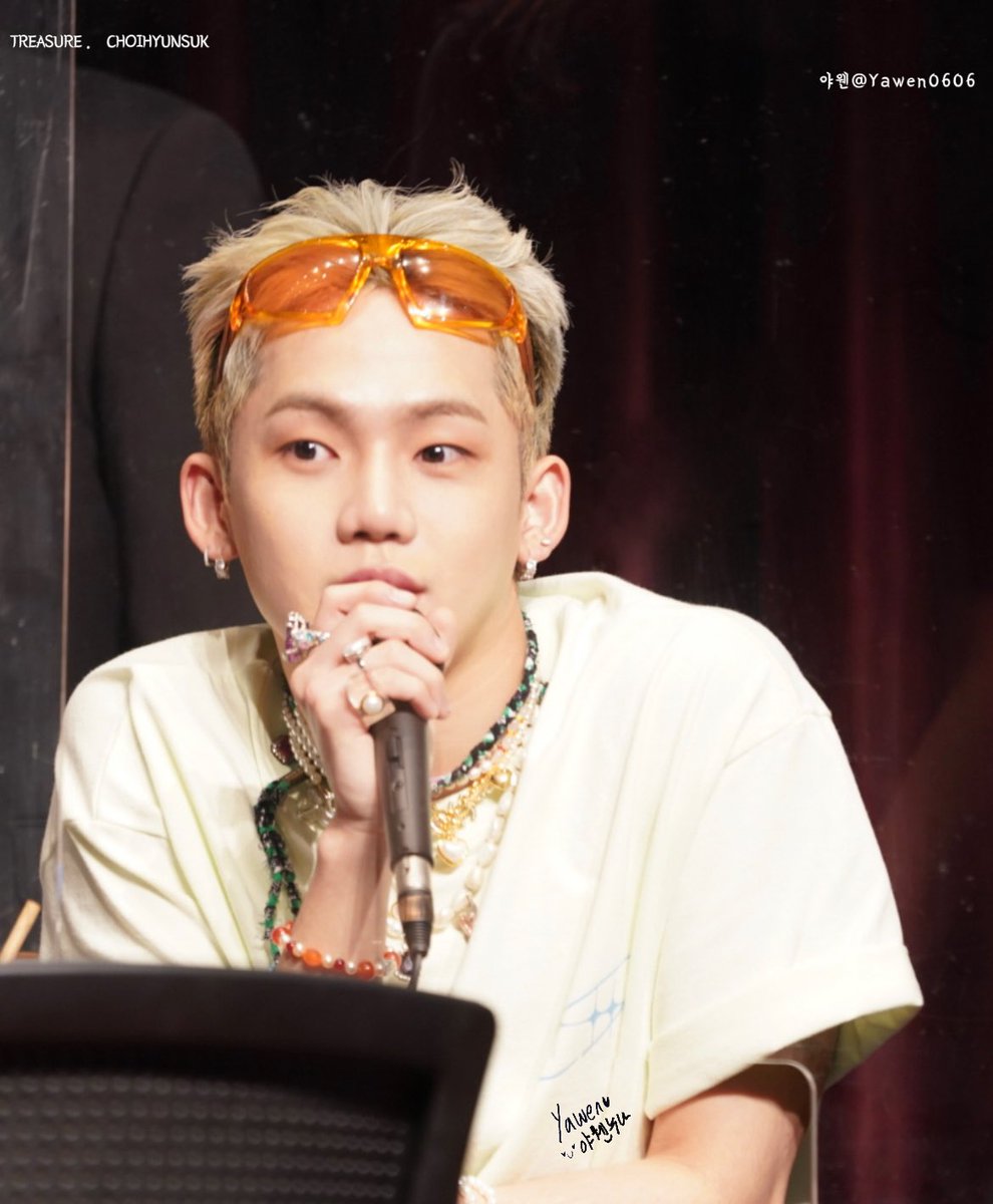 yawen0606's tweet photo. 220828 팬싸

💜

#최현석 #CHOIHYUNSUK #쌧별이
#TREASURE #트레저
@treasuremembers https://t.co/jMha4TjDb7
