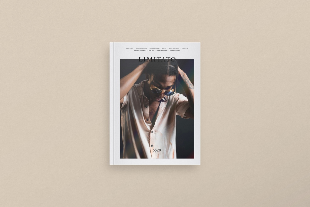 StudioAhremark's tweet image. Lookbook for Fashion Brand Limitato. 
Full case study via link in bio.

#lookbook #graphicdesign #editorialdesign
