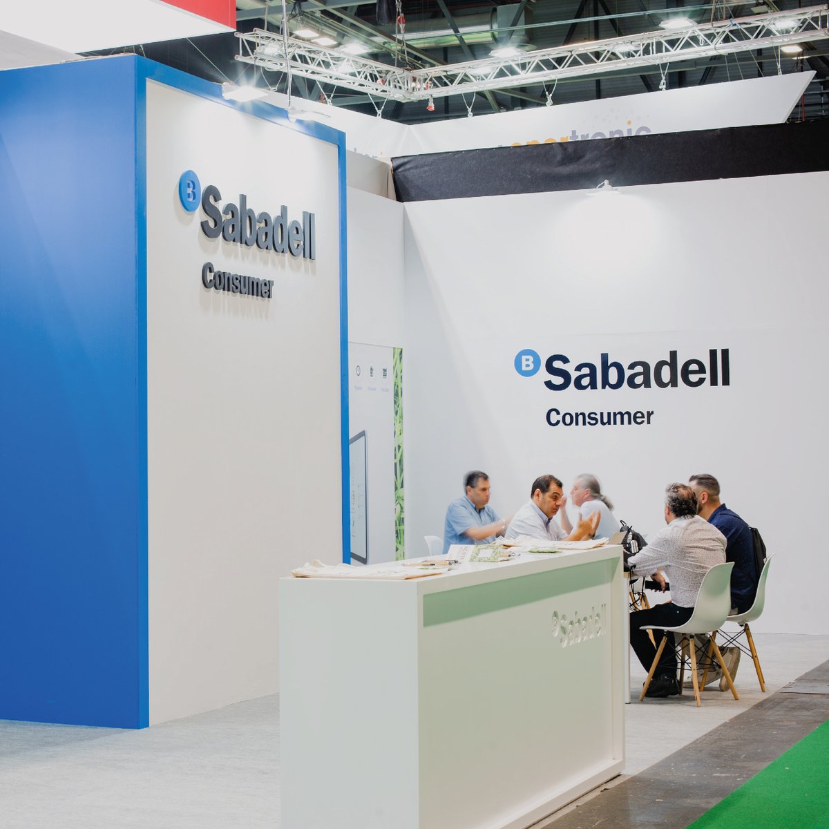 parafinacom's tweet photo. Por primera vez #SabadellConsumer tuvo presencia en la Feria Internacional de Energía y Medio Ambiente #Genera y en Parafina nos encargamos de la producción íntegra de su stand.
.
.
.

#Parafina #Eventos #SabadellConsumer #Genera https://t.co/VamfMn3xuT