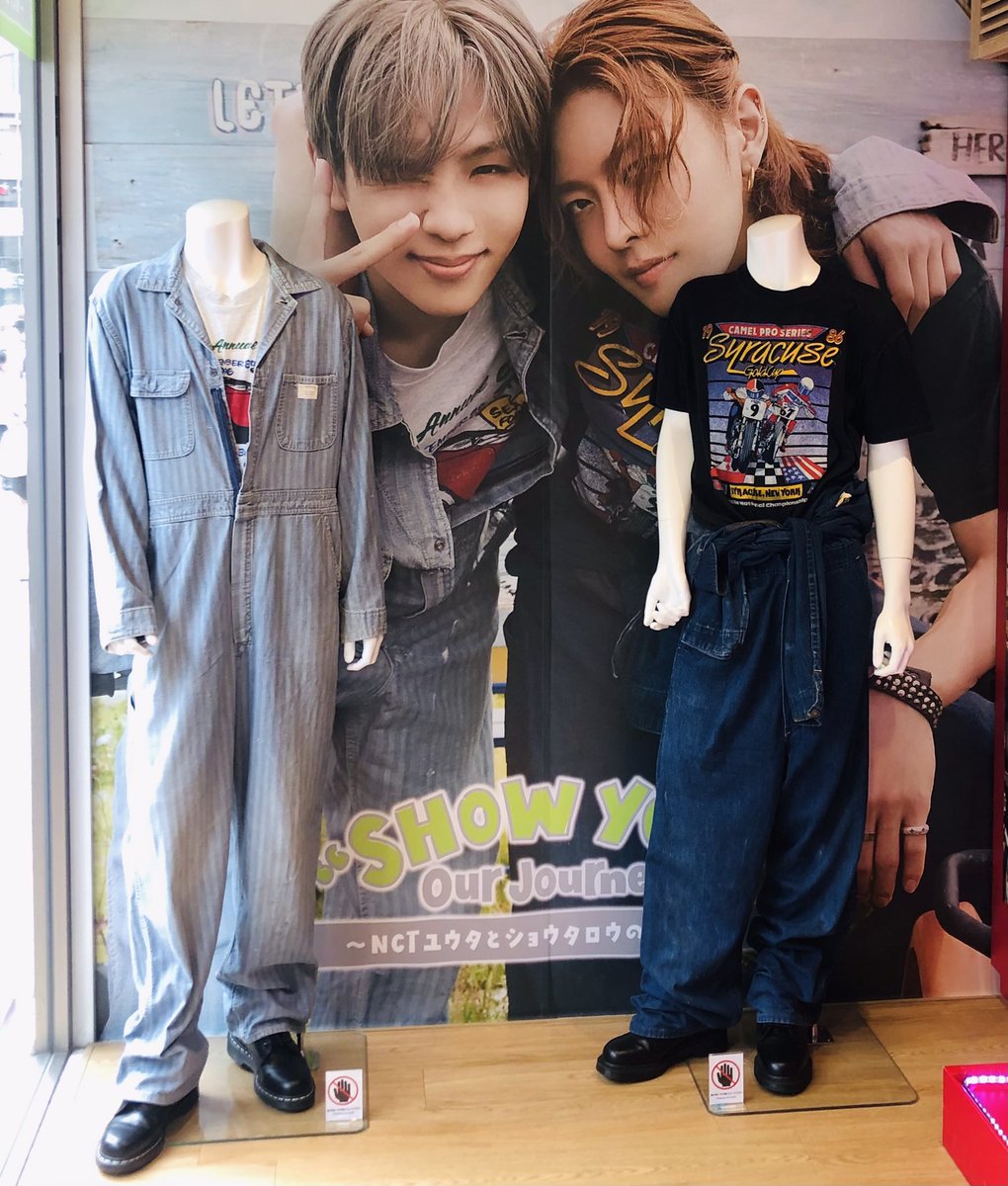 ShuaYoko_svt's tweet photo. ショウタロウの衣装と #shoshoro
(^ー^)ショウタロウをバックに撮影😊
#dTV
#ショウユ旅
#シブハチ
#SHOTARO #ショウタロウ #쇼타로
https://t.co/qP6eGV4XJ8 https://t.co/2pEktBNsRK