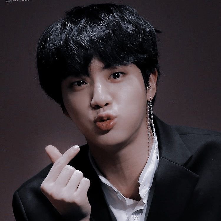 Kumaragecs's tweet photo. @BTS_KJINS We are good how about you Jin? https://t.co/AvNN6MStFH