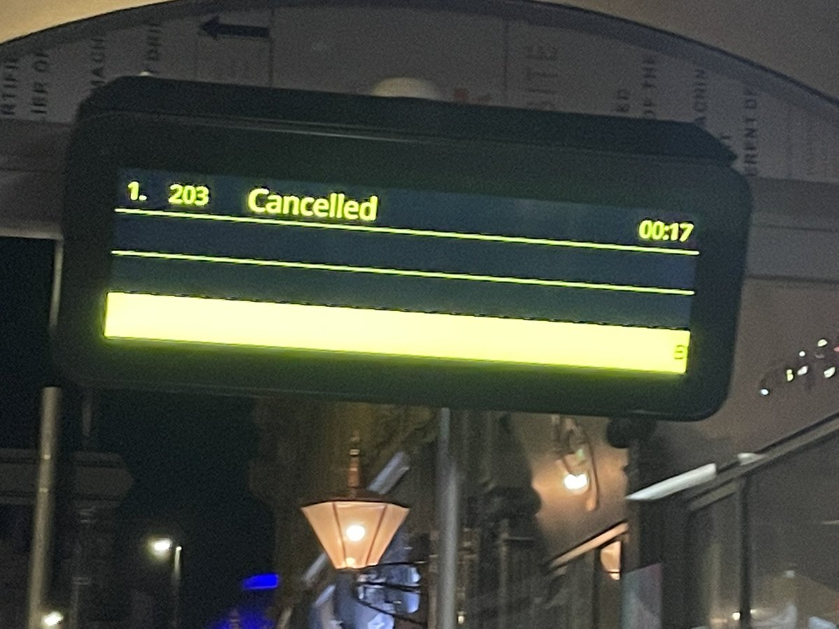 suebickerdike's tweet photo. @arrivayorkshire Saturday evening out in Leeds ended with a big taxi bill, thanks to arriva. How do you justify cancelling a last bus service. after purchasing a day ticket for £5.20. £20 home! What would people without £20 for a taxi do?! 😡 https://t.co/ubrf2RK8mF