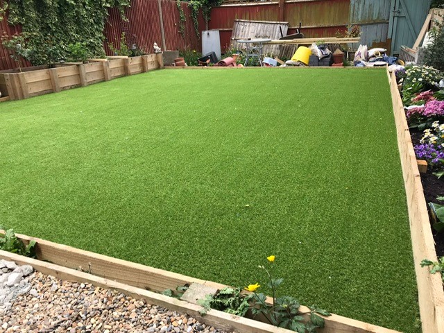 Supreme Lawns tweet media