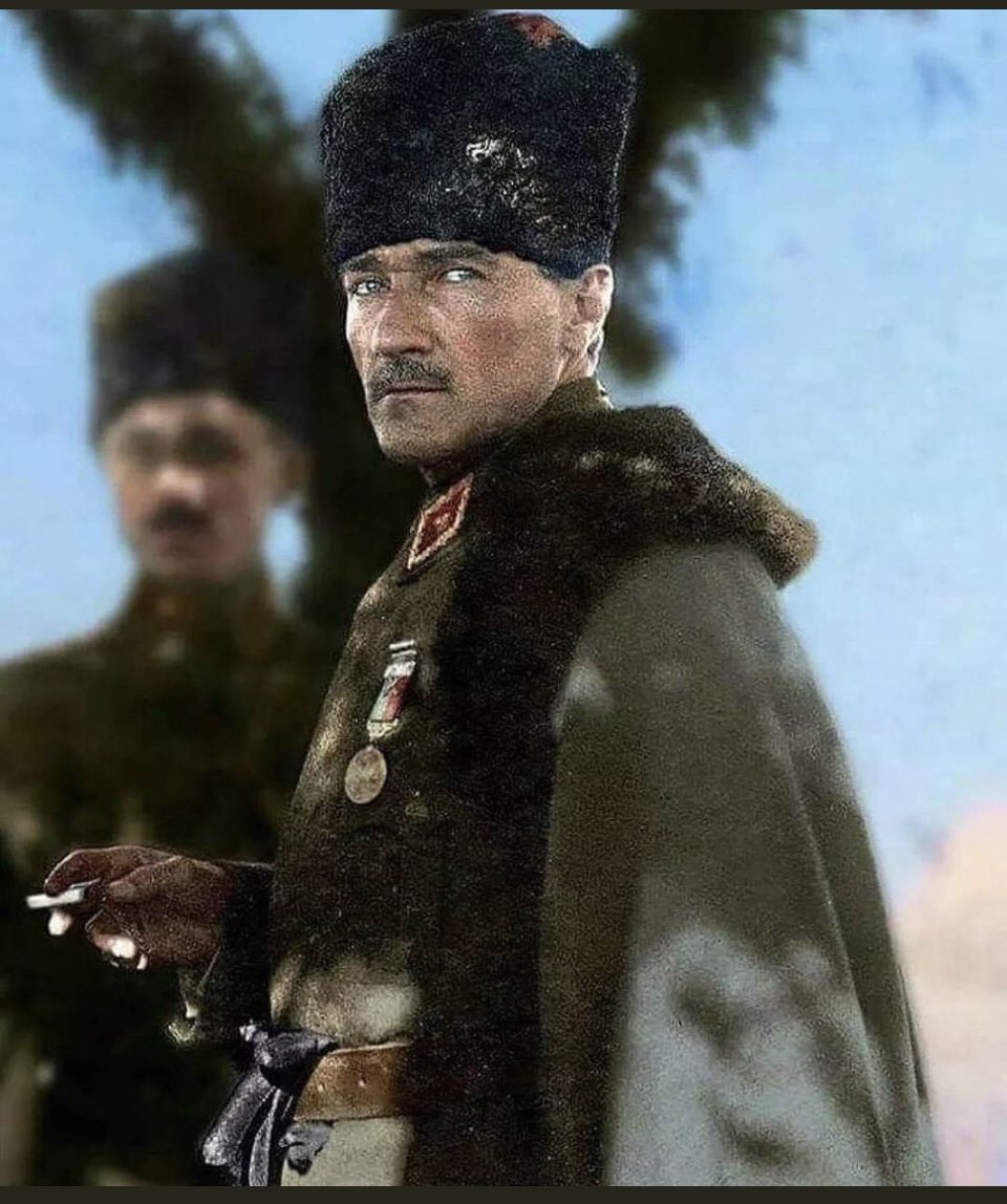 thofistanbul's tweet photo. 30 Ağustos Zafer Bayramımızın 100. yılında Başkomutan Mustafa Kemal Atatürk başta olmak üzere bu zaferi bize armağan eden tüm kahramanlarımızı saygı ve özlemle anıyoruz.

#30AğustosZaferBayramı'mız Kutlu Olsun https://t.co/YQljvMRLZ1