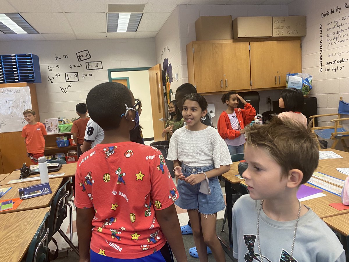 Najma Khan tweet media