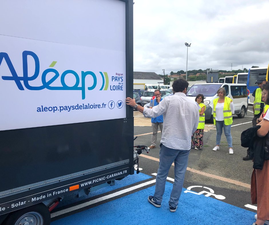 Picnic_Kiosque's tweet photo. Transdev Sarthe adopte à son tour la solution PICNIC @reseau_Aleop ! 🚀
#transdevsarthe #Aleop #agencemobile #startup #caravan #architecturemodulaire #mobilite #connecte #energierenouvelable #enjeux #innovation #entrepreneur #entreprenariat #frenchfab https://t.co/A6dpwY1vlW