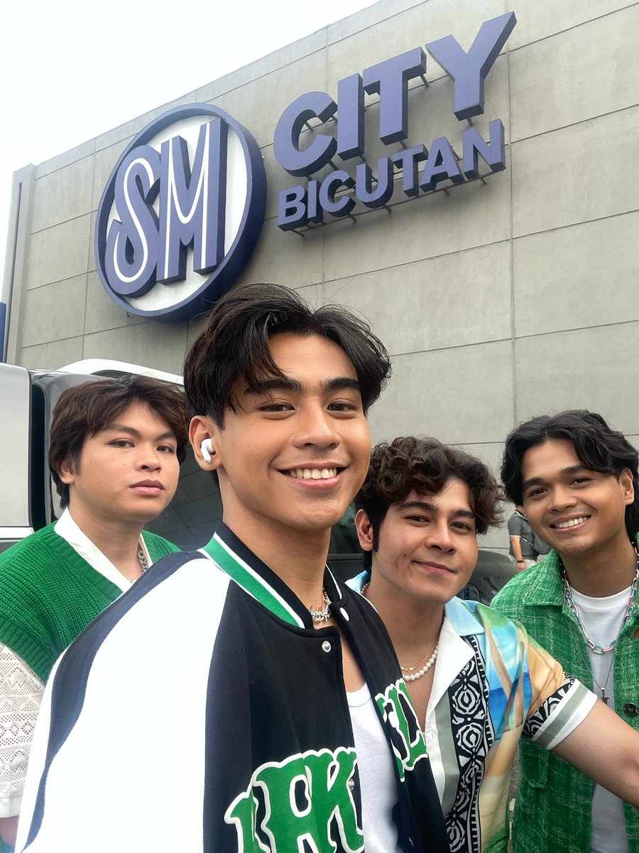 TheJuans_BAND's tweet photo. Performing in a bit!

#TheJuansWishRoadshow https://t.co/puWyrZXA54