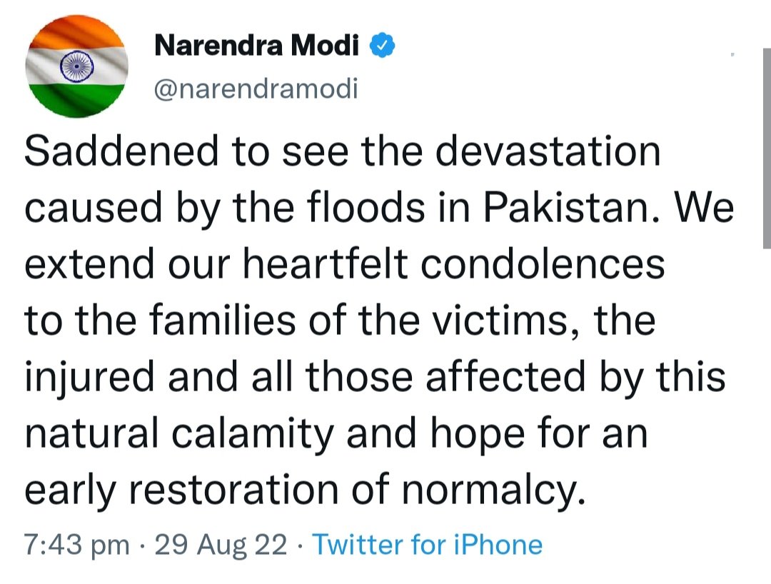 imalqama005's tweet photo. We are proud of you sir... @narendramodi https://t.co/Em1ZLMeKyv