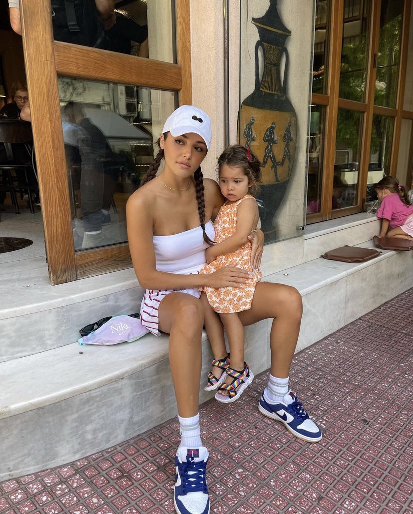 tio de menino.                    tia de menina.