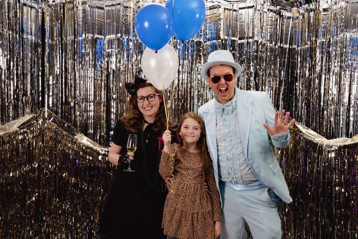 Tulle, taffeta and Tina Turner were back at RD's Op-Shop Prom.

Our Health and Wellbeing Team went above and beyond with an unforgettable night of fun.

If you want to be on the guest list for next year's prom, check out our careers page: rdconsulting.com.au/careers/