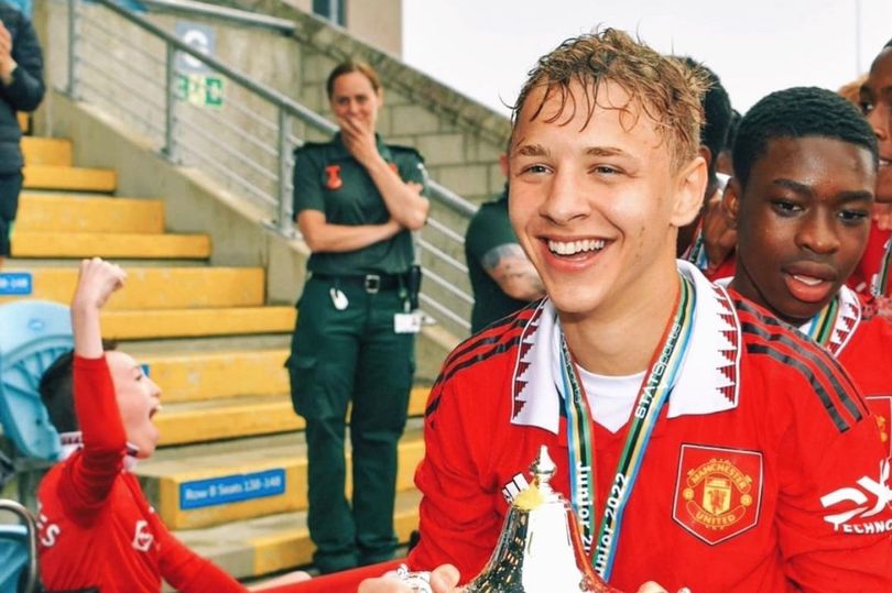 United Journal Academy tweet media