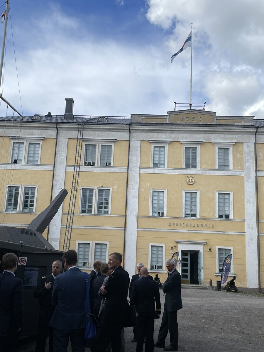 MuurinenJanne's tweet photo. #Patria Nemo Container in Suomenlinna today, Firepower for littoral operations. #whenifisnotanoption https://t.co/IV7YT13MCg
