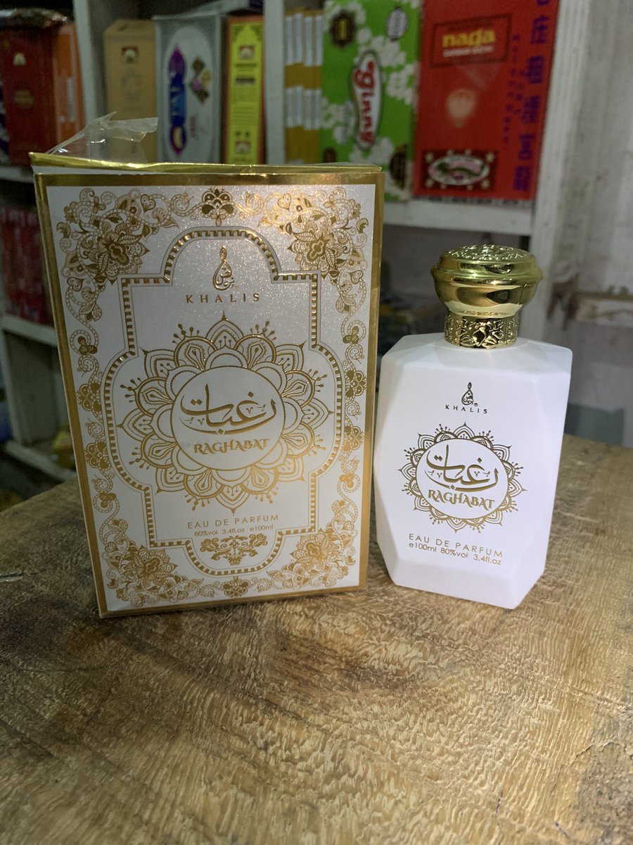 asdap4u2c's tweet photo. Perfume Flash Sale  💯💯💯🎊🎊

Quotes with zero engagement after 24hrs gets one perfume FREE🏆

All perfumes on these thread goes for 2500 Naira until 22hrs tomorrow 🤗 https://t.co/GgLFOOAJOe