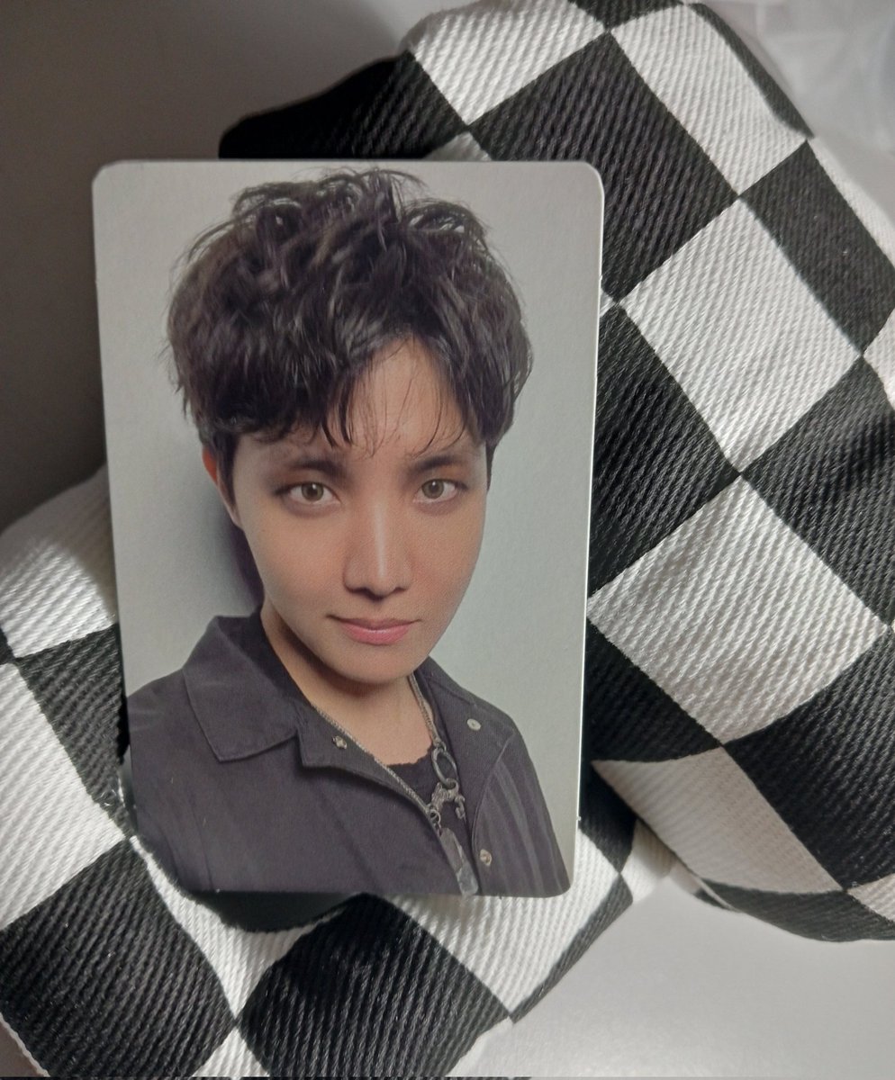 _myglosss's tweet photo. 💌 [ #colects ] 

~ hi, sorry 4 da late feedback but MY HOBAA CAME HOME SAFELYY ! (*˘︶˘*).｡*♡ tysm for the smooth transaction nd for packing it securely ! 🫶🏼🤍

☆ @seoul_stop https://t.co/xMq32vJfAM