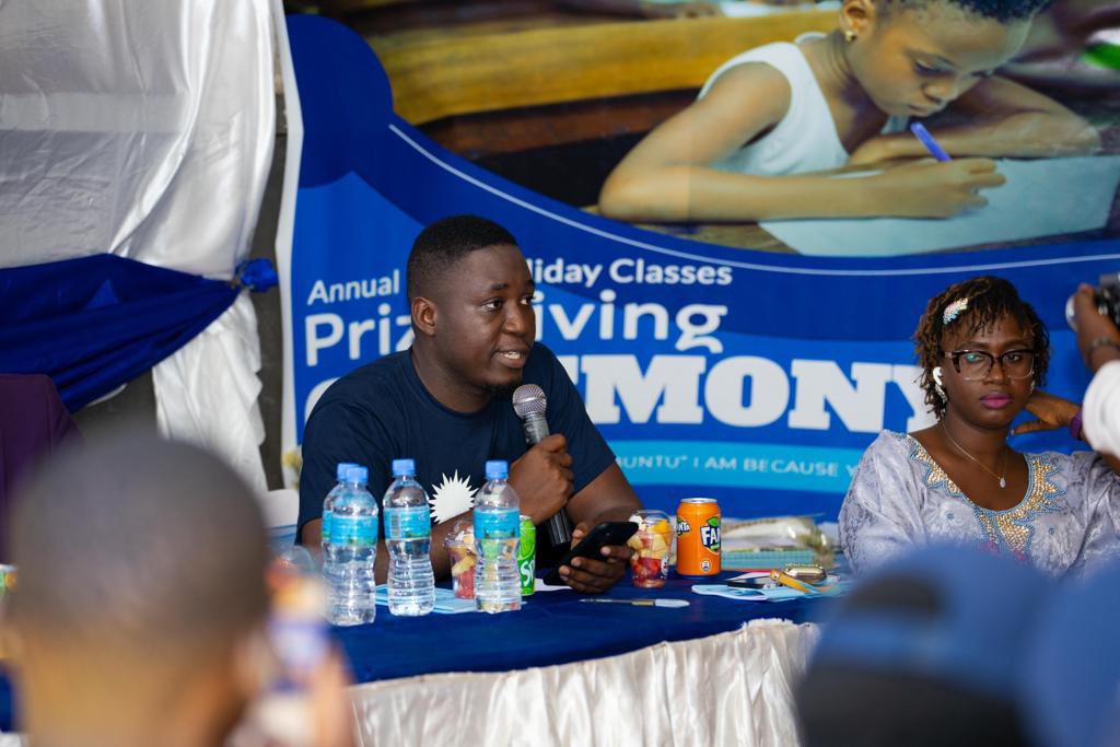 TheEdutainers's tweet photo. The Edutainers 2022 Free Holiday Lesson's Prize Giving Ceremony Update.

We can never stop, until we see at least 95% literacy in our communities and the country at large. Education is not only a tool but a powerful tool that can unlock greatness and success in individual's life. https://t.co/GrYBBBjwuB