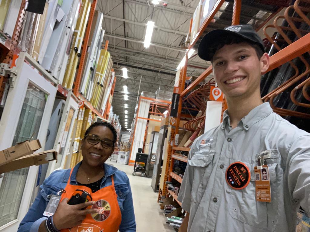 THDFenceCity's tweet photo. ⭐⭐ ⭐⭐⭐All You Need Is Fencing with a side of MINI PK Training ⭐⭐ ⭐⭐⭐ For more information please call us at 1-833-HD-FENCE for your FREE in-home estimate @homedepot0218 #MINIPK #fencing #homedepot #vinyl #pvc #fence #store0218 #aluminum #wood https://t.co/luOegt6de7