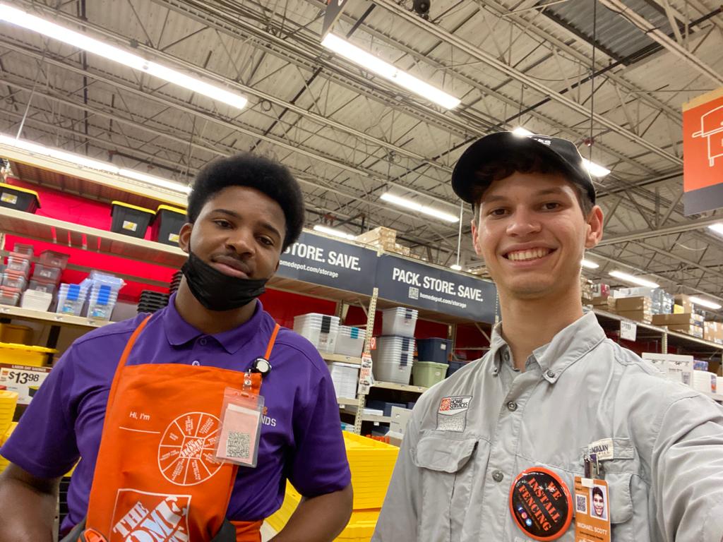 THDFenceCity's tweet photo. ⭐⭐ ⭐⭐⭐All You Need Is Fencing with a side of MINI PK Training ⭐⭐ ⭐⭐⭐ For more information please call us at 1-833-HD-FENCE for your FREE in-home estimate @homedepot0218 #MINIPK #fencing #homedepot #vinyl #pvc #fence #store0218 #aluminum #wood https://t.co/luOegt6de7