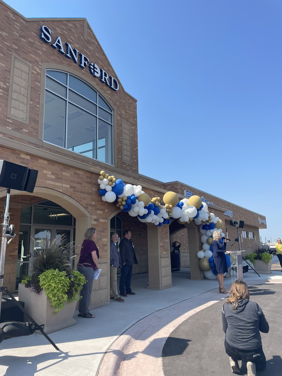 Bridget Bennett tweet media