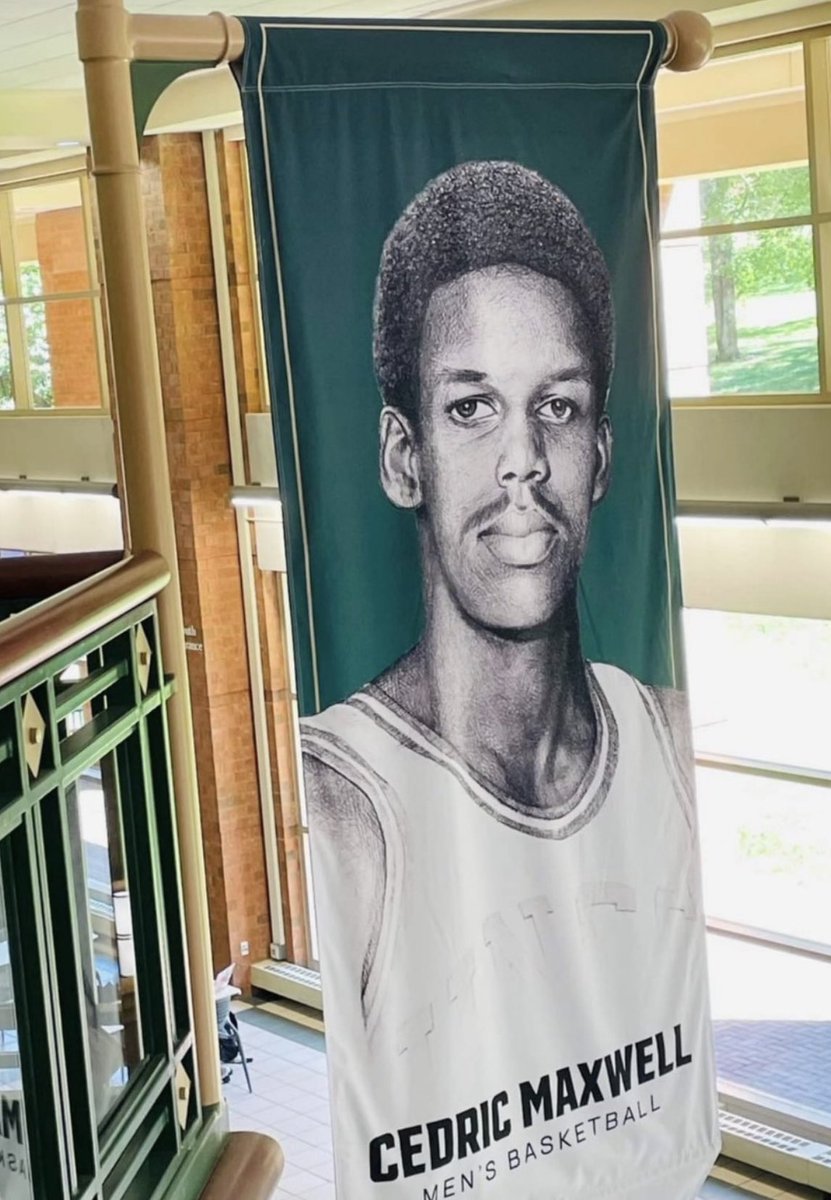 cedricmaxwell81's tweet photo. This Friday night I will be inducted into the inaugural North Carolina Charlotte athletic Hall of Fame. https://t.co/UhP5mirrv3