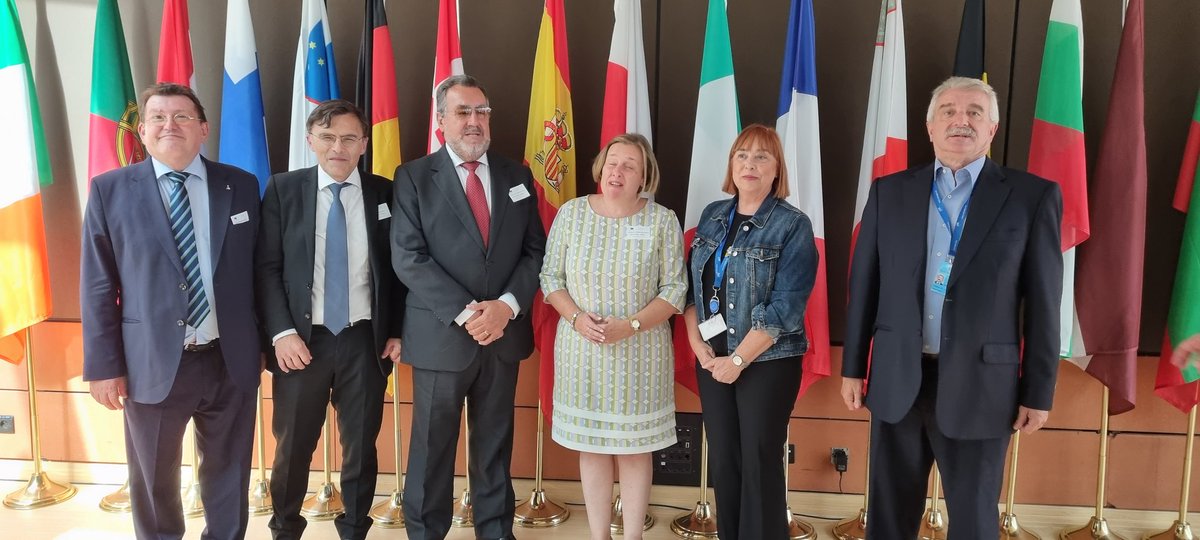 #GlobalGoals
#Agenda2030#By2030
#SocialDialogue
Talking about #SDG8 decent work 
Hablando de #ODS8 trabajo decente con la
<a href="/Fundacion_ONCE/">Fundación ONCE</a> 
<a href="/ONCE_oficial/">ONCE</a> 
<a href="/MCabraDeLuna/">MIGUEL ÁNGEL CABRA DE LUNA</a> 
<a href="/WorkersEESC/">Workers' Group EESC</a> 
<a href="/CSOGroupEESC/">Civil Society Organisations' Group of the EESC</a> 
@UGT_INT 
<a href="/UGT_Comunica/">UGT</a> 
<a href="/EESC_PRESS/">EESC PRESS</a> 
<a href="/EU_EESC/">European Economic and Social Committee</a>