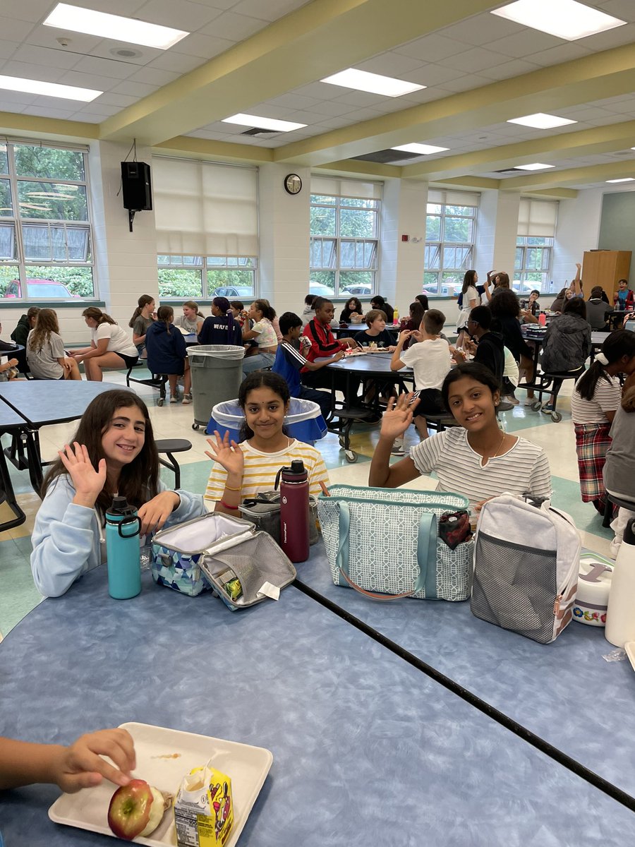 Julie Fisher tweet media