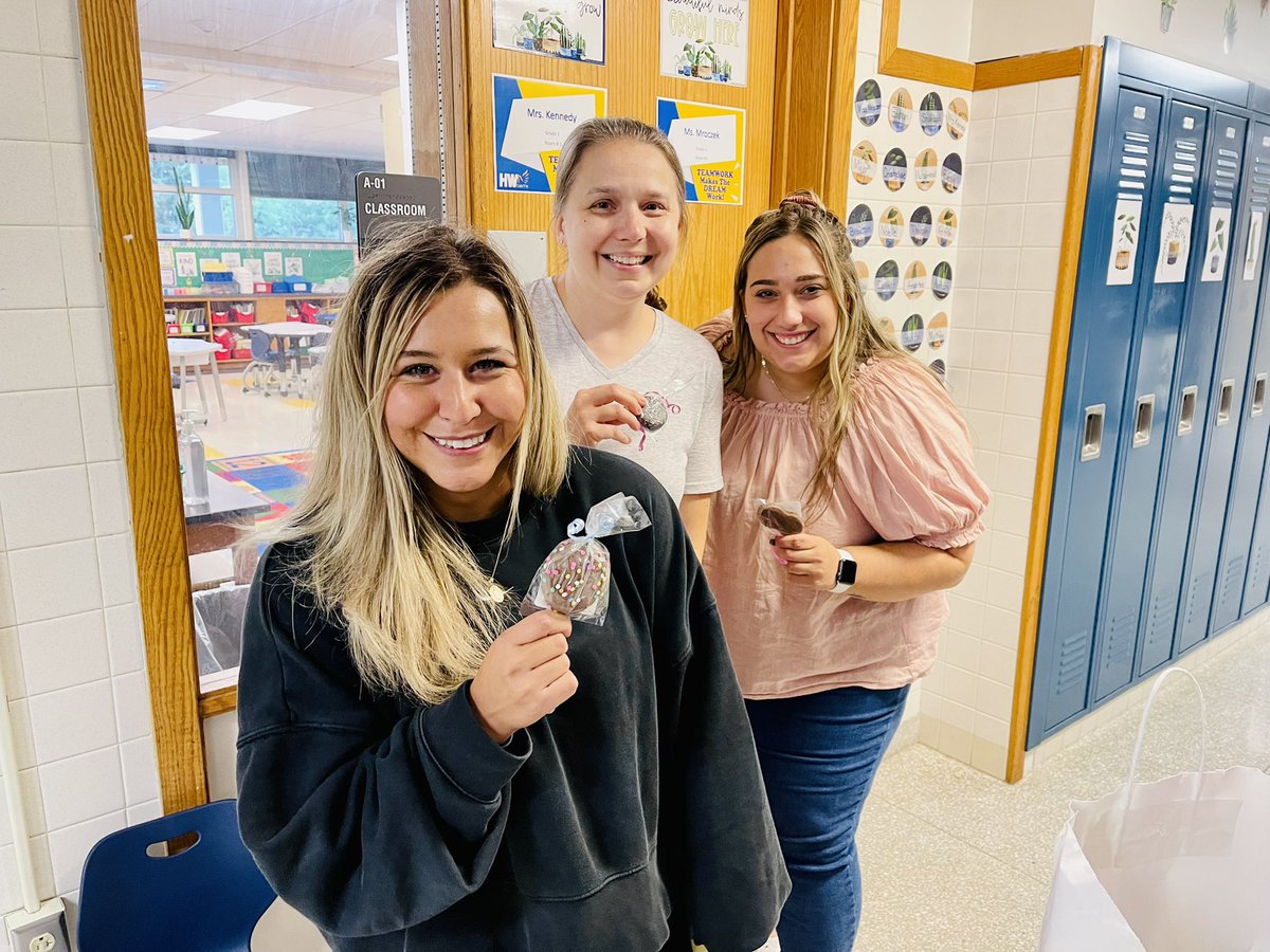 Thank you <a href="/SpeachCandy/">Speach Family Candy Shoppe</a> for the AMAZINGLY SWEET donation to welcome our staff back to <a href="/HWSmithscsd/">HW Smith Prek-8</a>  🍪 🍫 Everyone LOVED their chocolate covered cookies! ❤️ <a href="/SyracuseSchools/">Syracuse City School</a>