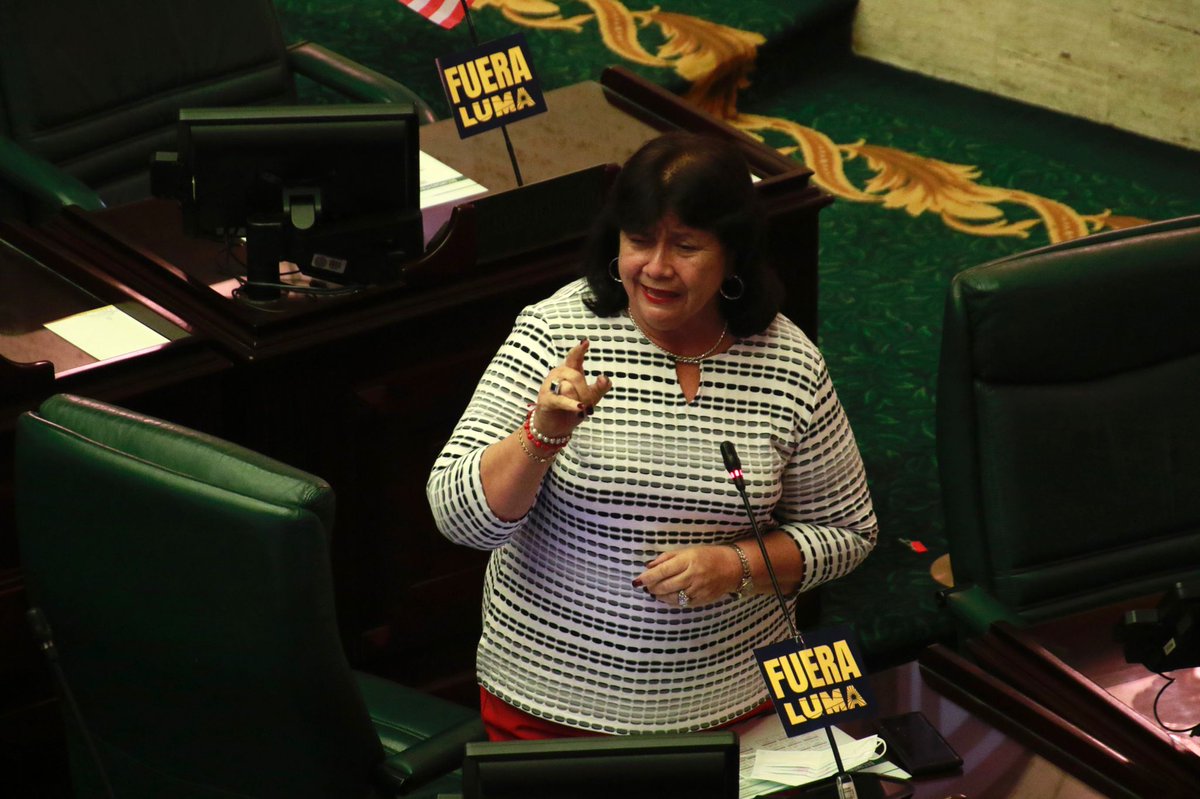 #HoyEnLaCámara | 𝑺𝒆𝒔𝒊ó𝒏 𝑶𝒓𝒅𝒊𝒏𝒂𝒓𝒊𝒂✍️

📸Griselle Rosario #CámaraPR