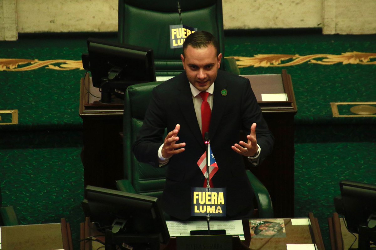 CamaraConPR's tweet photo. #HoyEnLaCámara | 𝑺𝒆𝒔𝒊ó𝒏 𝑶𝒓𝒅𝒊𝒏𝒂𝒓𝒊𝒂✍️

📸Griselle Rosario #CámaraPR https://t.co/E7gKdmtZpj