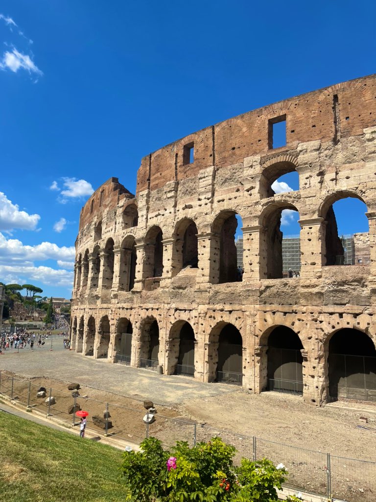 blend_duski's tweet photo. #collesium Roma 🇮🇹 https://t.co/6ShbNWxbx9