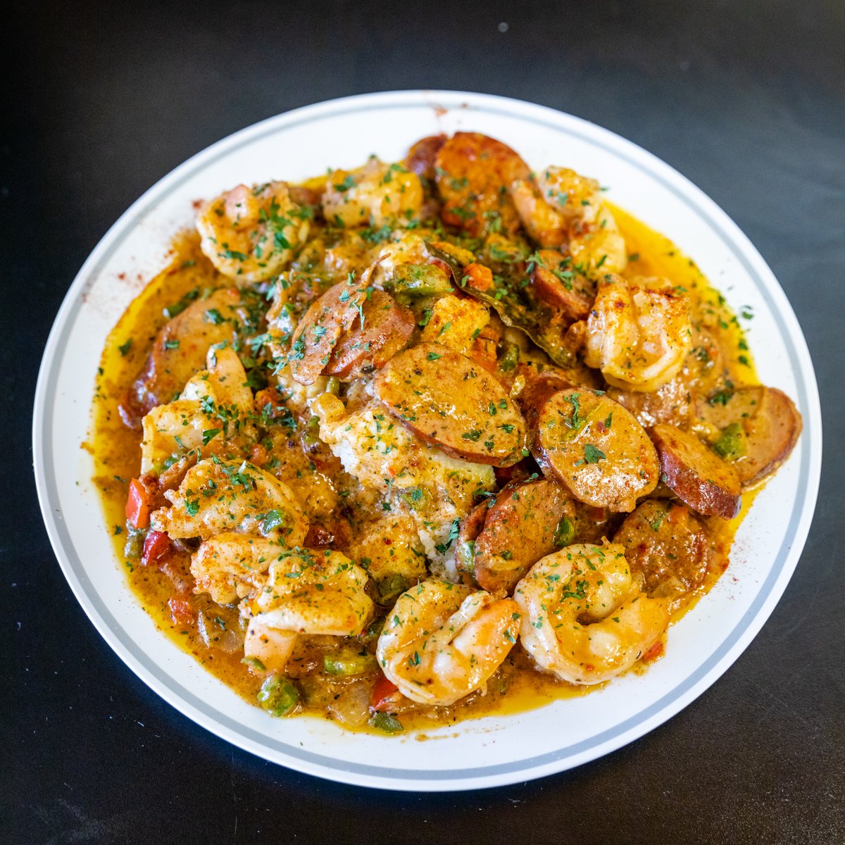 KitchenDiaspora's tweet photo. We hope you like your jambalaya well seasoned because everything that comes out of our kitchen is bursting with flavor! #DiasPoraKitchen #CreoleFood #SoulFood #CookedToOrder #AuthenticDishes https://t.co/JuqpFBEvBR