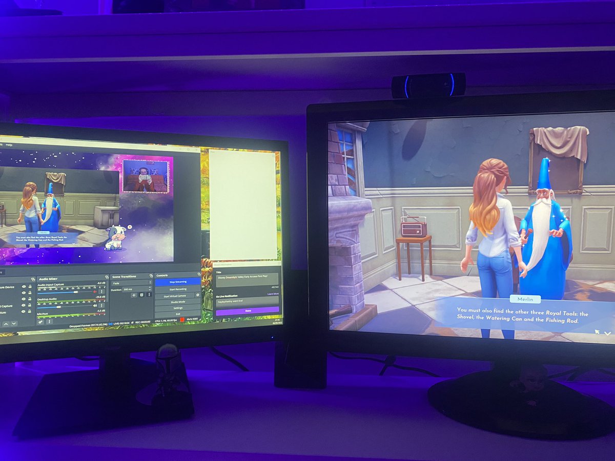 Hayley The Tiny tweet media