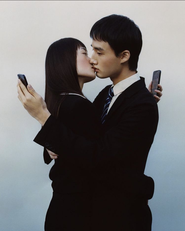 VENUSCHIVE's tweet photo. “these days” photographed by cho gi seok for dazed korea https://t.co/ZlrA5V502q