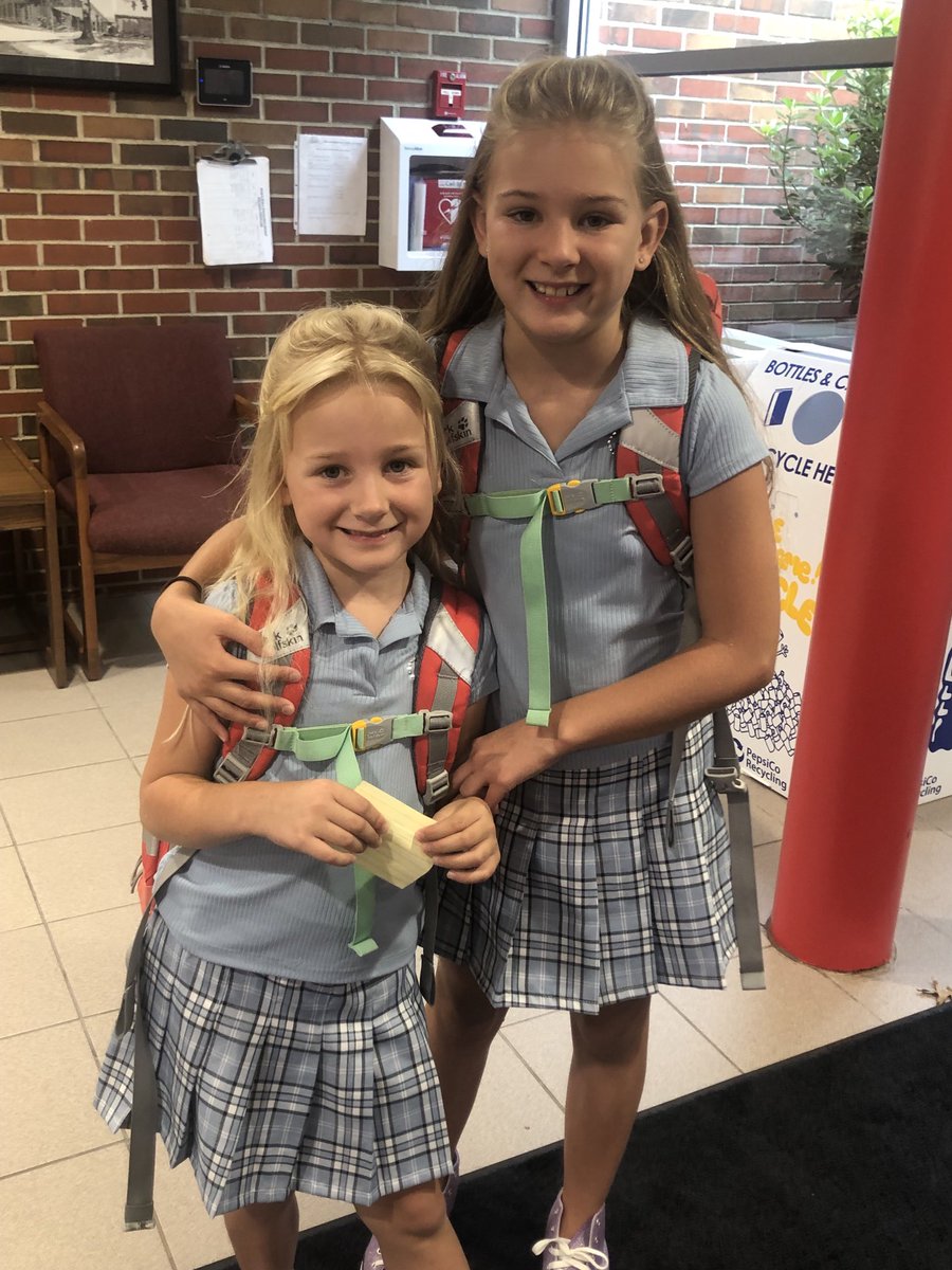 KingsGrantES's tweet photo. ⁦@KingsGrantES⁩ students come ready for their first day of the 2022-23 school year! #vbschools #VBDayOne https://t.co/9u8bsB7vrh