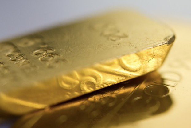 Central banks continue to stockpile gold.

Global #gold reserves held by central banks increased by 37 tons in July. 

People are starting to catch on…