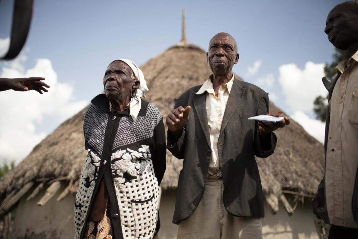 Africax5's tweet image. Kenyans are suing the UK for colonial abuses and land theft, seeking $200 billion in Compensation. Tribes say they were tortured while being forcibly evicted from their fertile land in the days of British colonial rule.